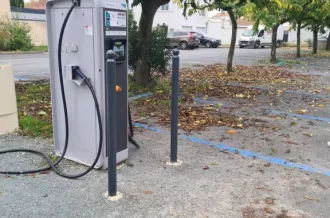 Borne électrique Boyardville_Saint-Georges-d'Oléron